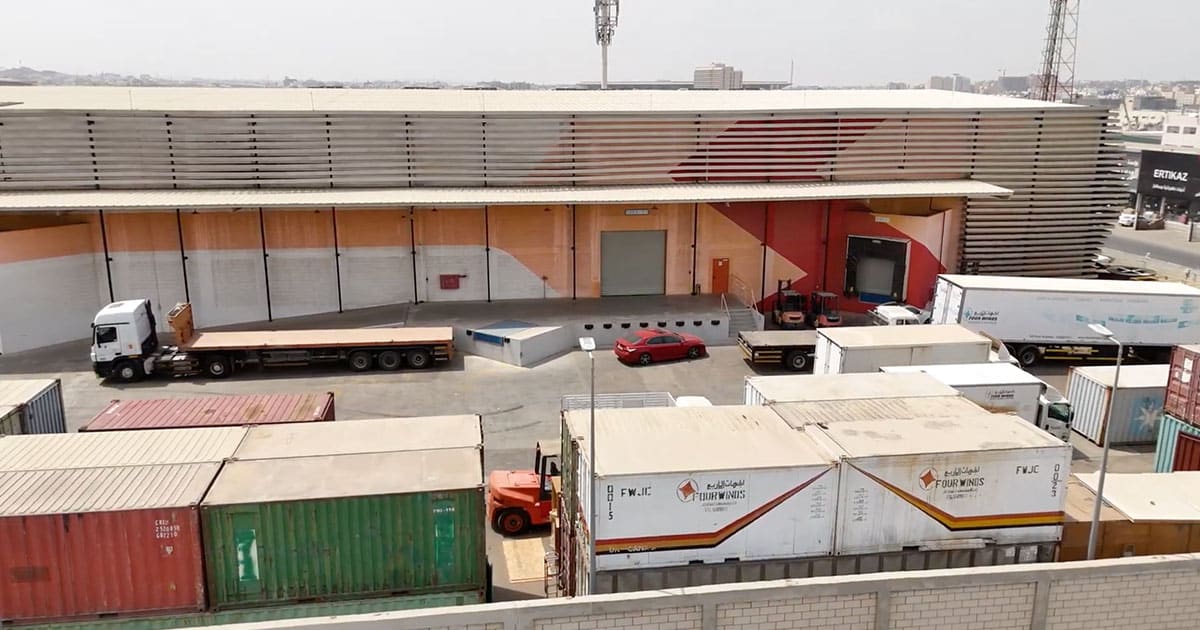 نقل حاويات الشحن من جدة إلى دول الخليج نقل حاويات الشحن من جدة إلى دول الخليج